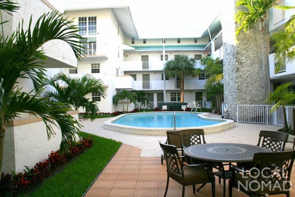 Suites At Coral Resorts 迈阿密 外观 照片