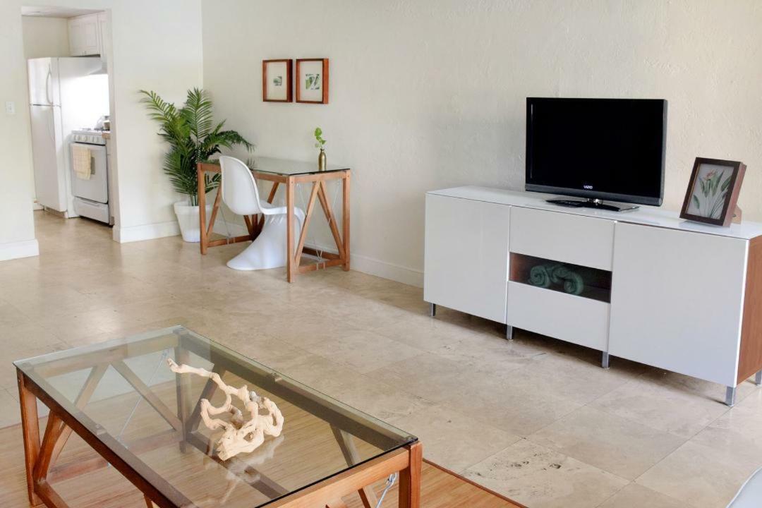Suites At Coral Resorts 迈阿密 外观 照片
